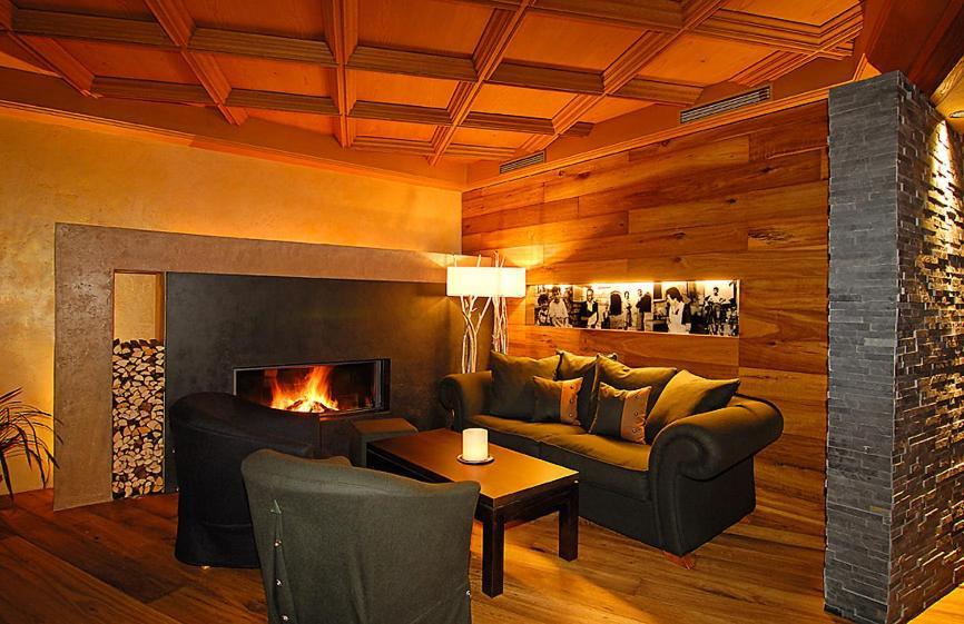 Hotel Zum Mohren 테시모 외부 사진