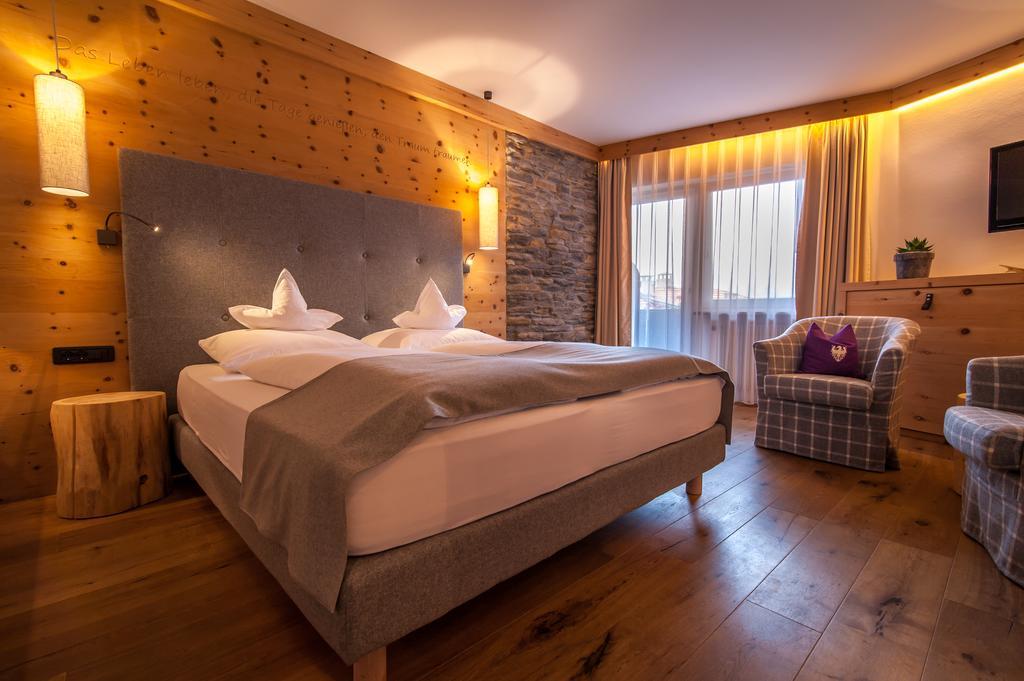 Hotel Zum Mohren 테시모 외부 사진